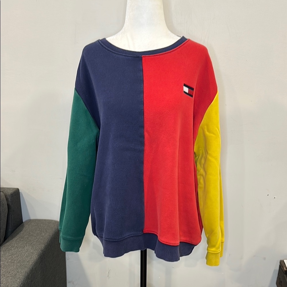 Vintage Style Tommy Hilfiger Colorblock Sweatshirt